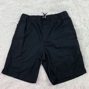 Gap boy's chino shorts in black elastic waist